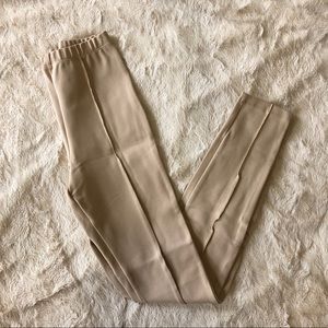 Ultra Compact Pintuck Legging